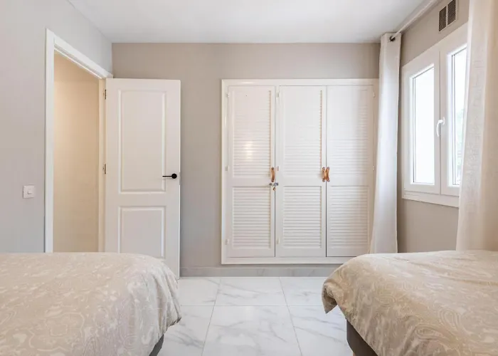 Azahara1, Mountain Views And Frontline Golf Apartamento