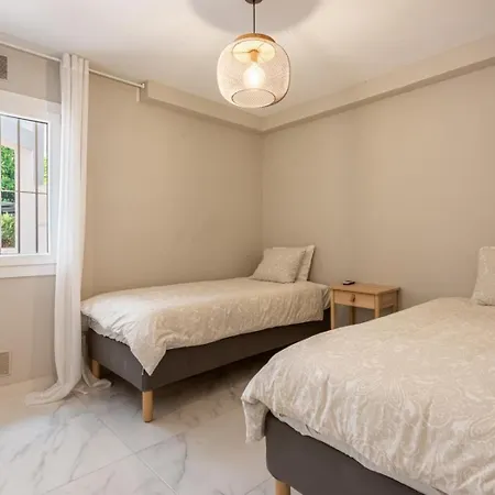 Apartment Azahara1, Mountain Views And Frontline Golf