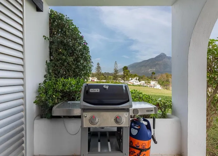 アパート Azahara1, Mountain Views And Frontline Golf *